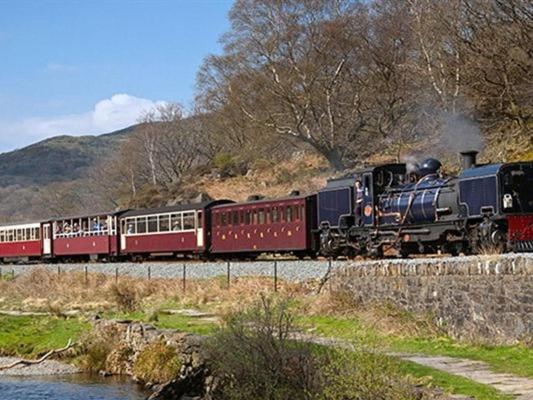 The Coach House Hotel Beddgelert Exterior foto